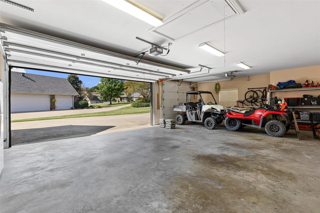 Photo of 155 Oakland