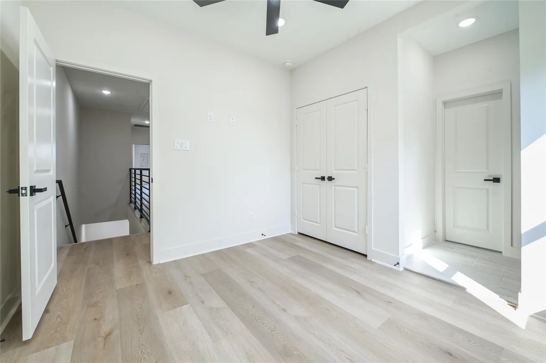 Photo of 14113 Bridgeport