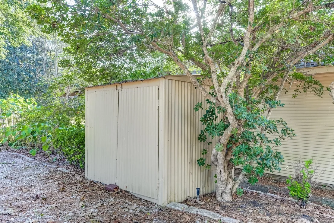 Photo of 25869 Magnolia Drive