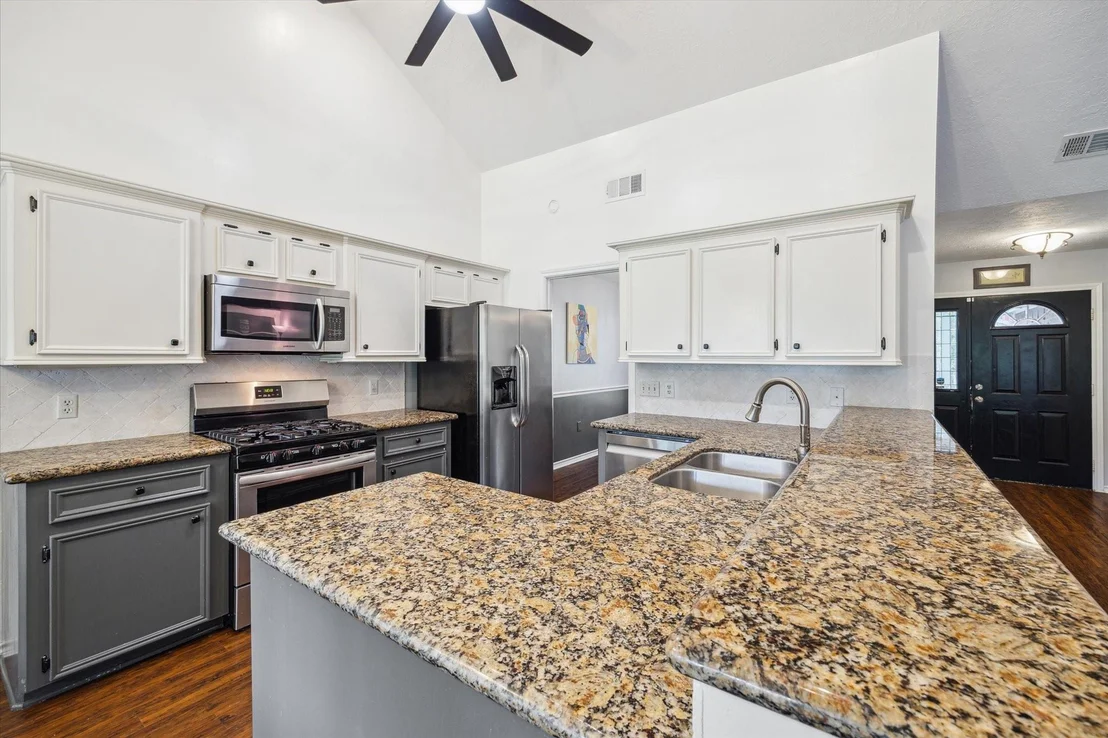 Photo of 2420 Canter Lane