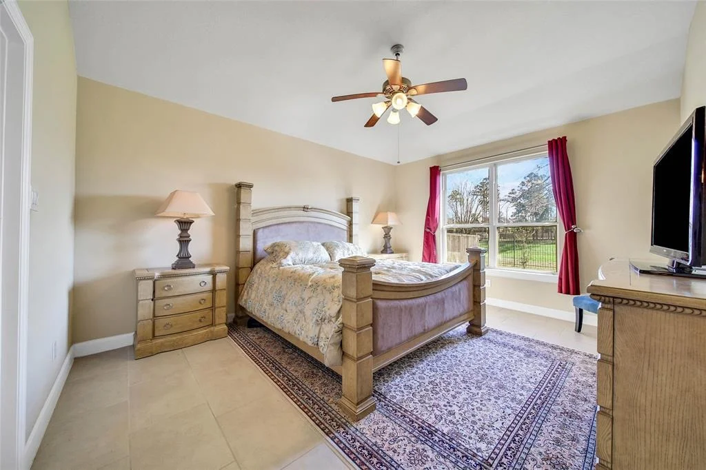 Photo of 59 E Wading Pond Circle