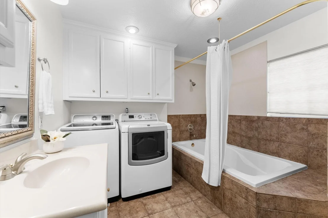 Photo of 4010 Brookwoods Drive
