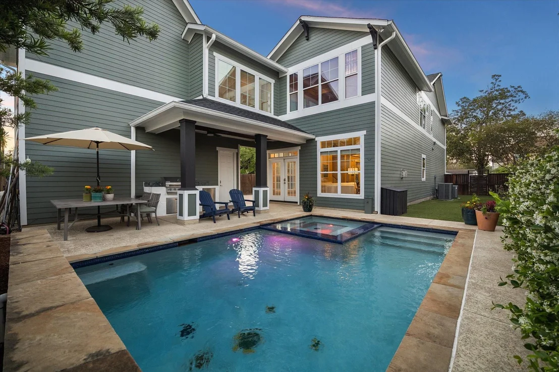 Photo of 1525 Chippendale Road