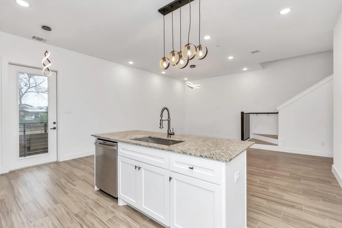 Photo of 5616 Savyon Drive