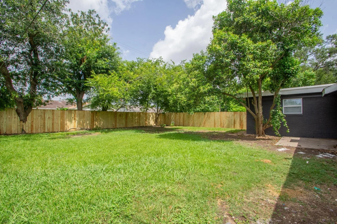 Photo of 802 Mobile Drive