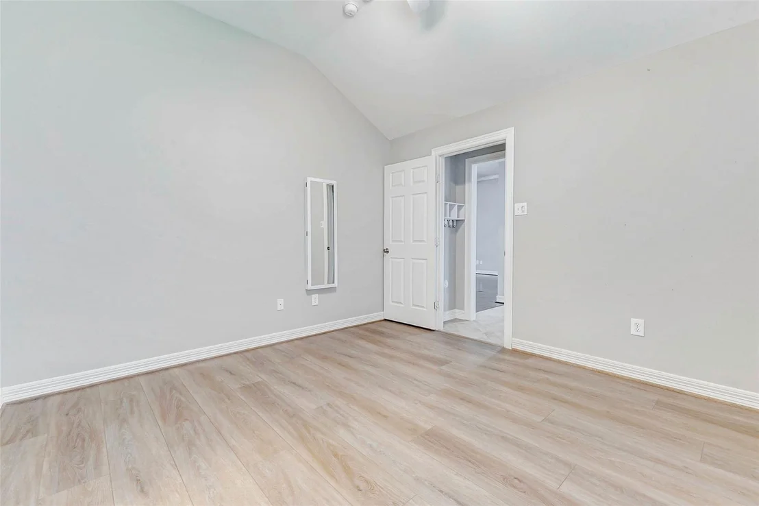 Photo of 4611 Camden Brook Lane