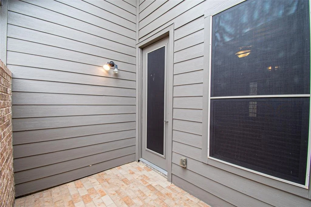 Photo of 19303 Hamilton Hills Drive