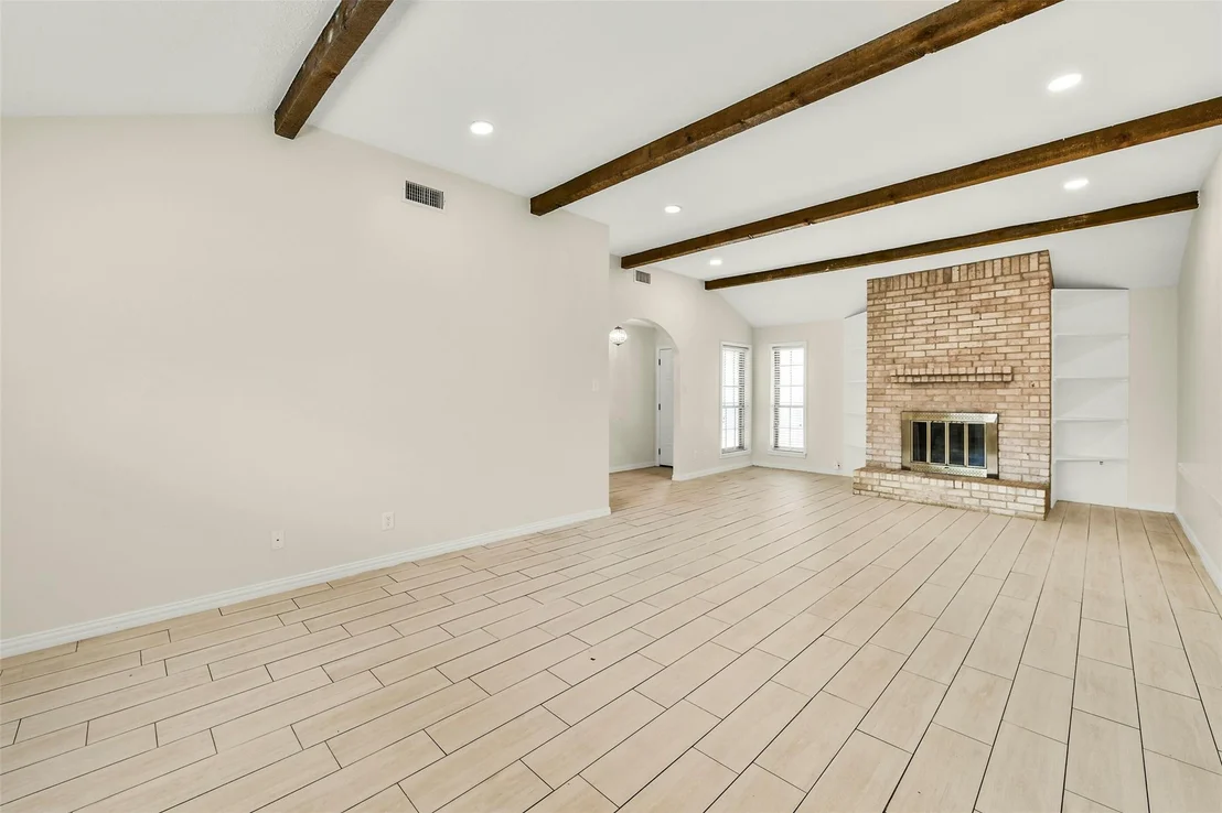 Photo of 5003 Colombia Drive