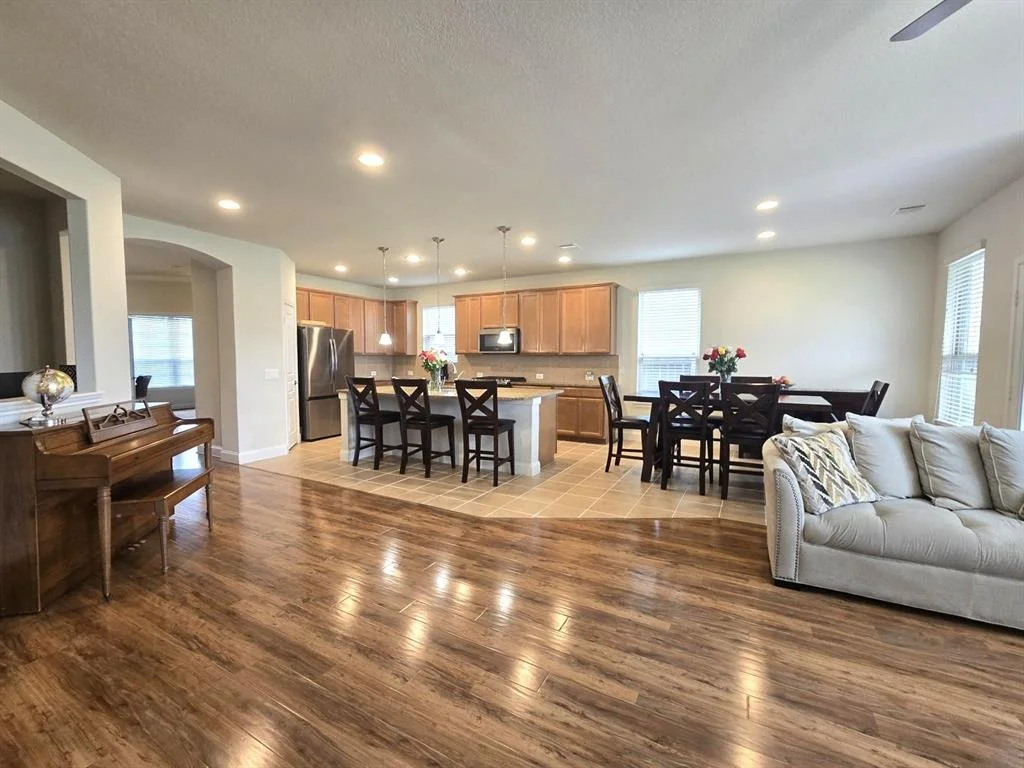 Photo of 5115 Baroness Lane