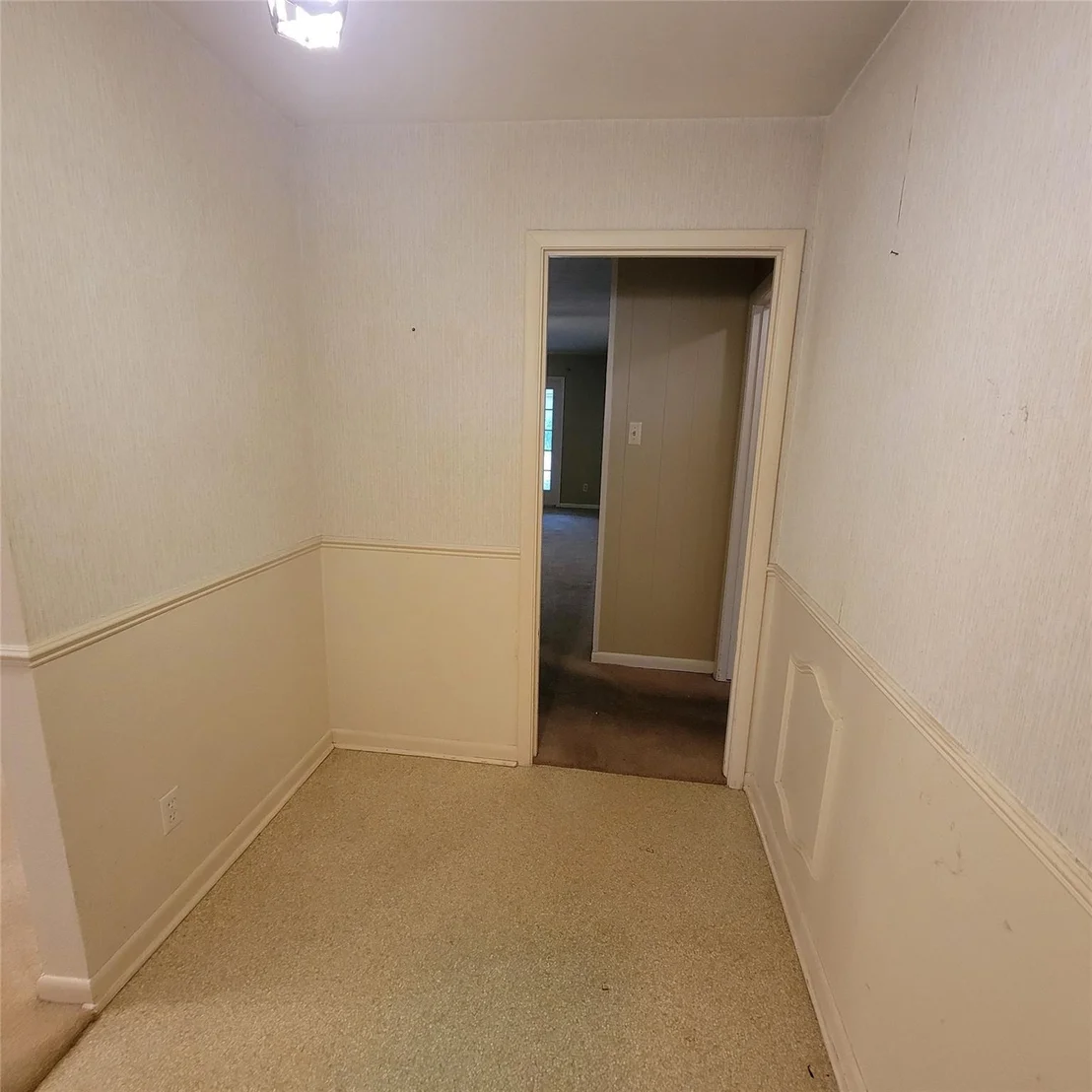 Photo of 5718 Burlinghall Drive