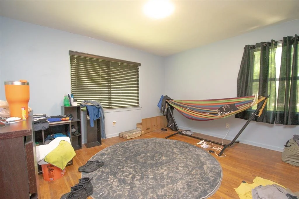 Photo of 725 Cedar Lawn Drive