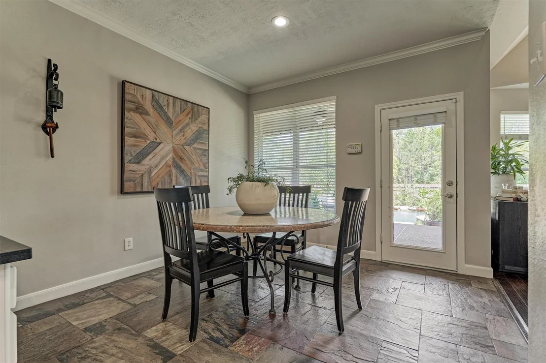 Photo of 170 N Hazelcrest Circle