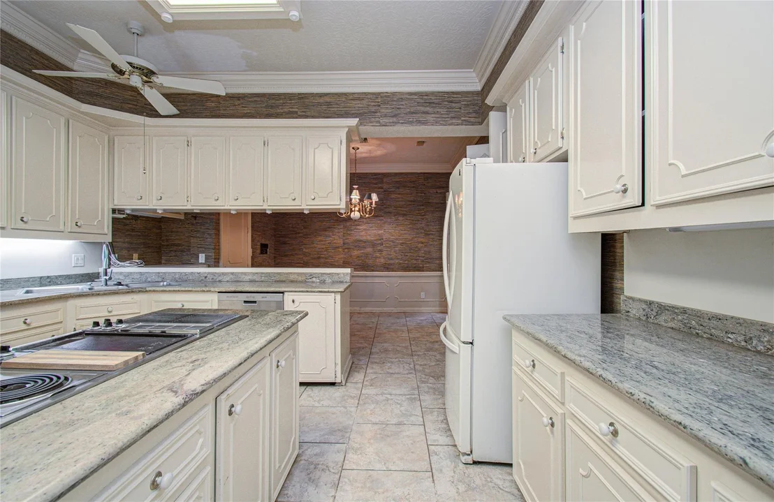 Photo of 9712 Longmont Drive