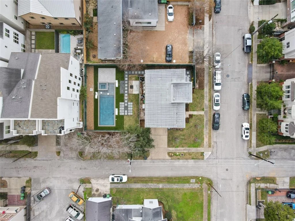 Photo of 5301B Jackson Street