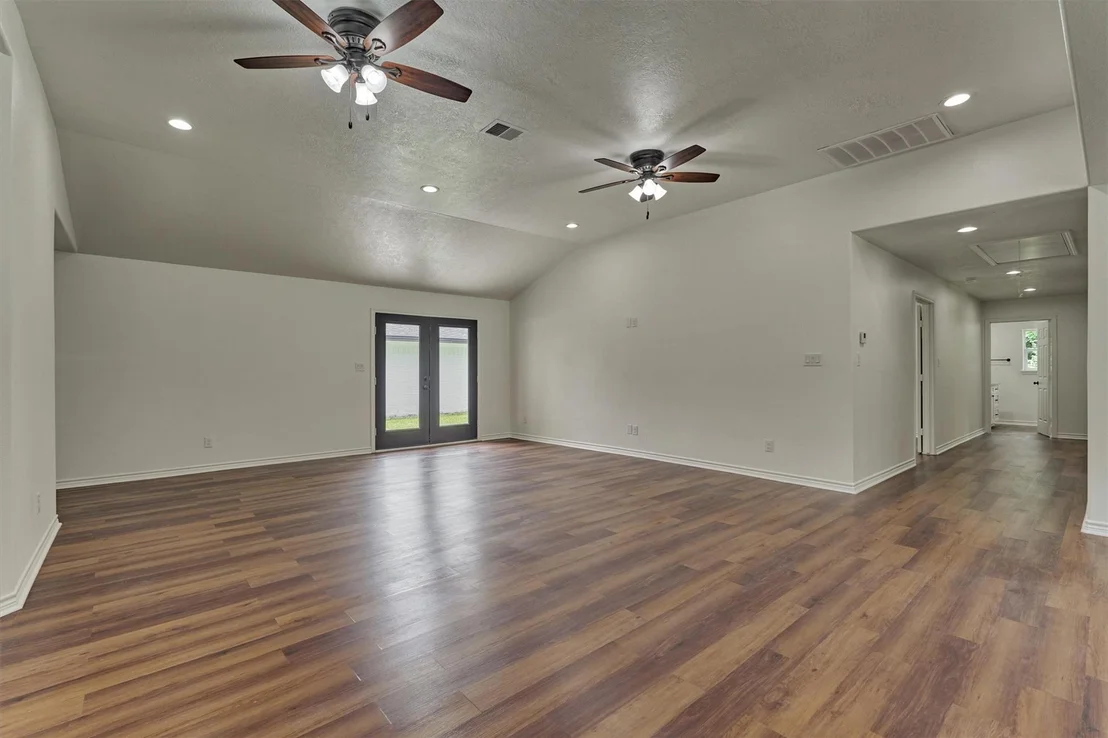 Photo of 283 Eastwood Drive