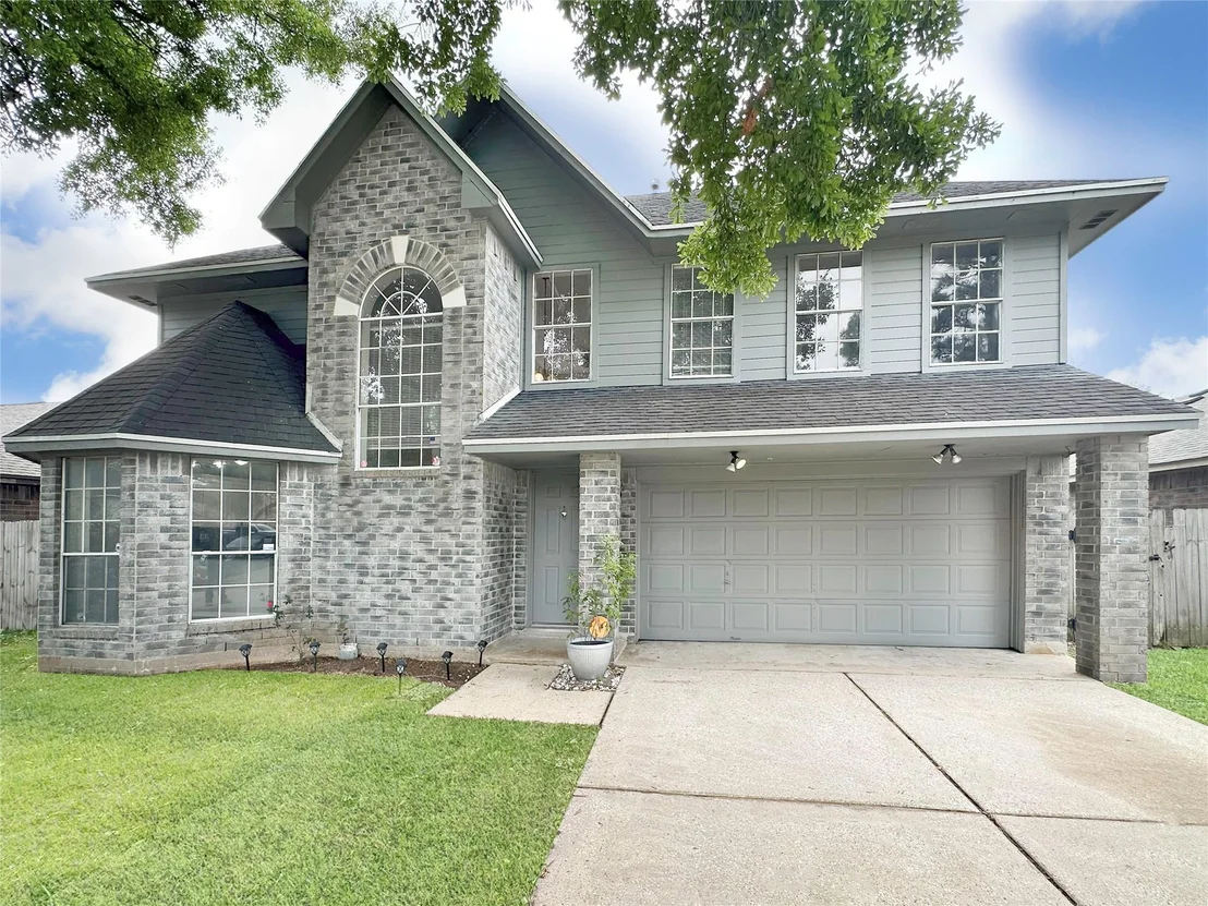 Photo of 7843 Yellow Pine Drive