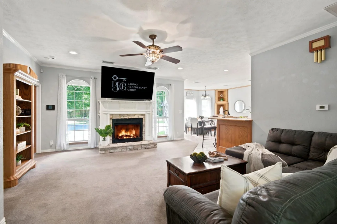 Photo of 15217 Paradise Point Drive