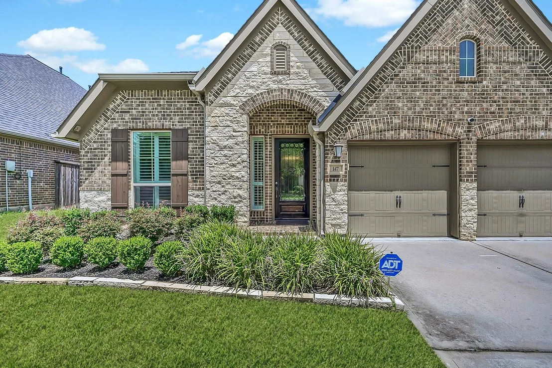 Photo of 147 Del Carmen Drive