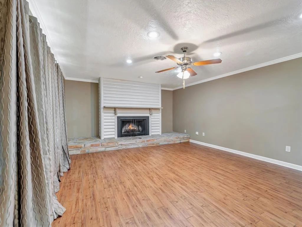 Photo of 208 Burnett Drive