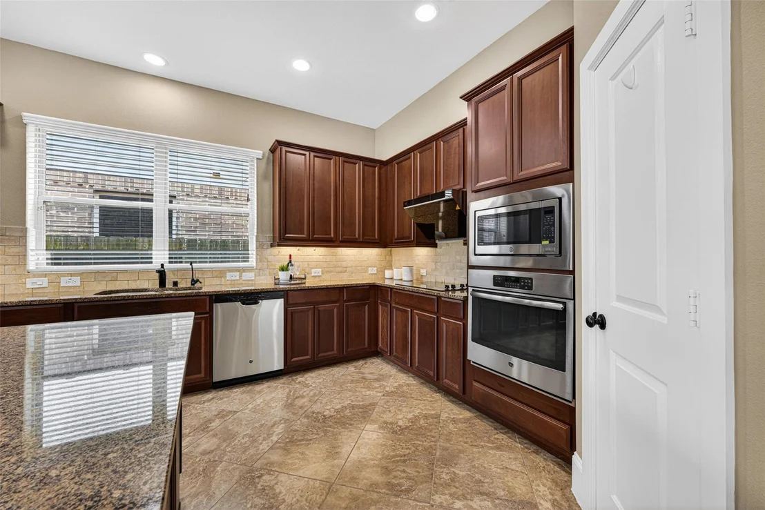 Photo of 10410 Hatcher Drive