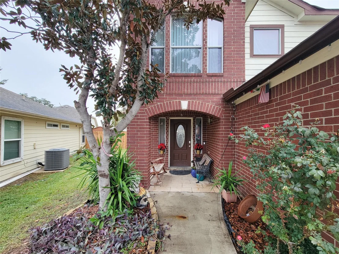 Photo of 19910 Willowbrook Drive