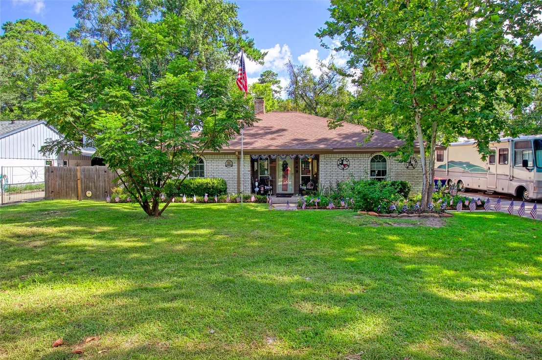 Photo of 2549 River Ridge