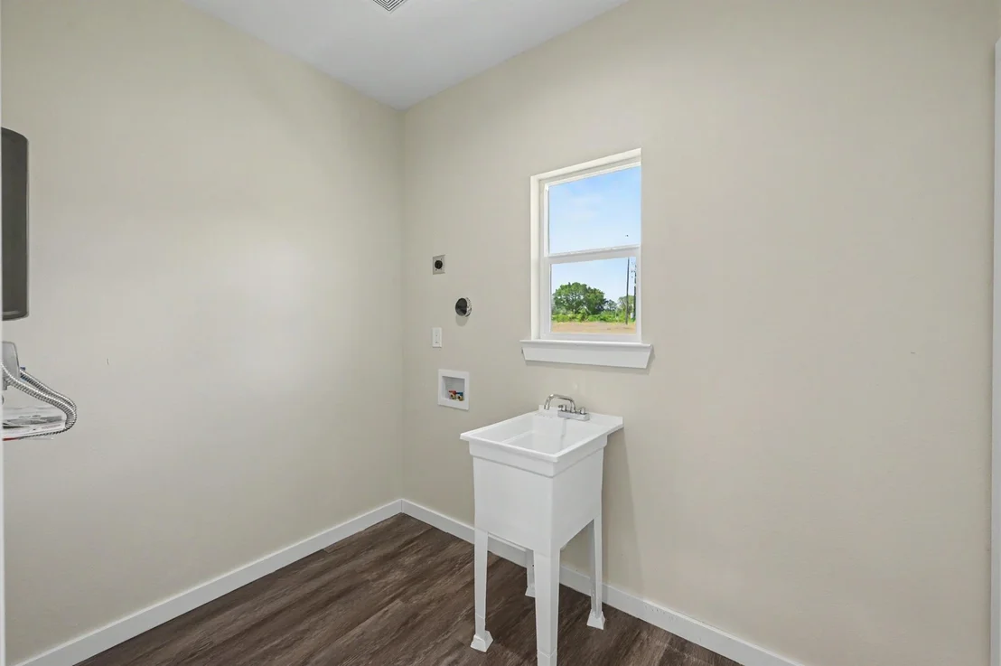 Photo of 50 Westlake West