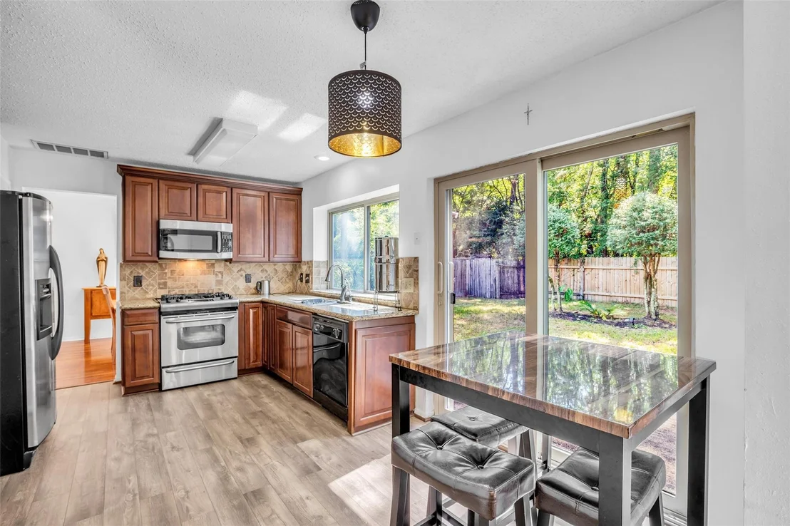 Photo of 15 E Stony Bridge Circle