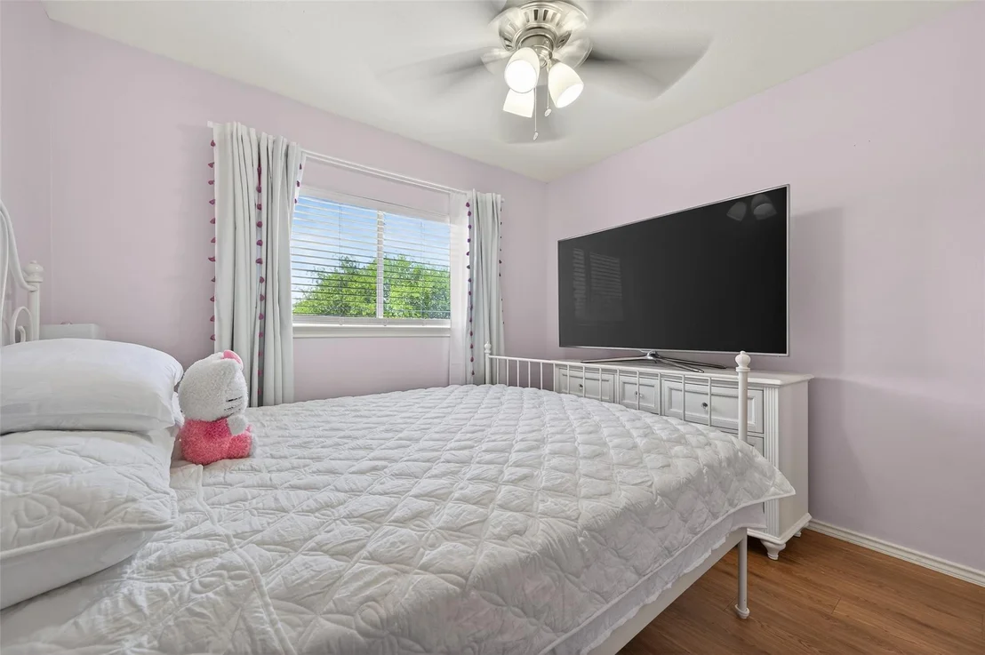 Photo of 903 Red Alder Circle