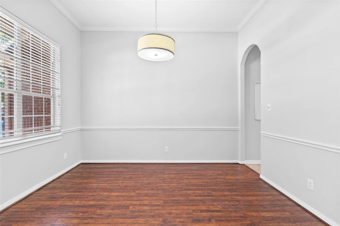 Photo of 24923 Pikecrest Drive