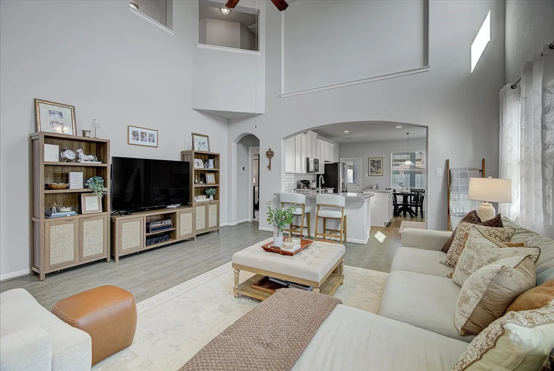 Photo of 6014 Prince Place Drive