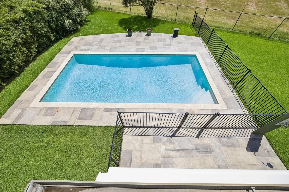 Photo of 12313 White Oak Pointe