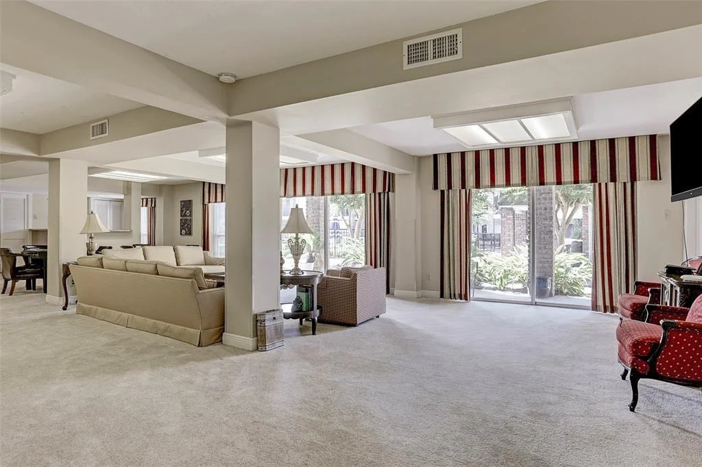 Photo of Unit 144 at 7555 Katy Freeway