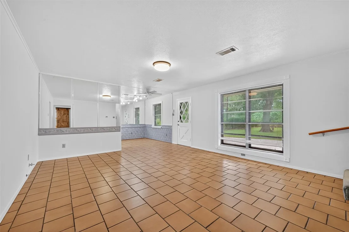 Photo of 7714 Kensico Road