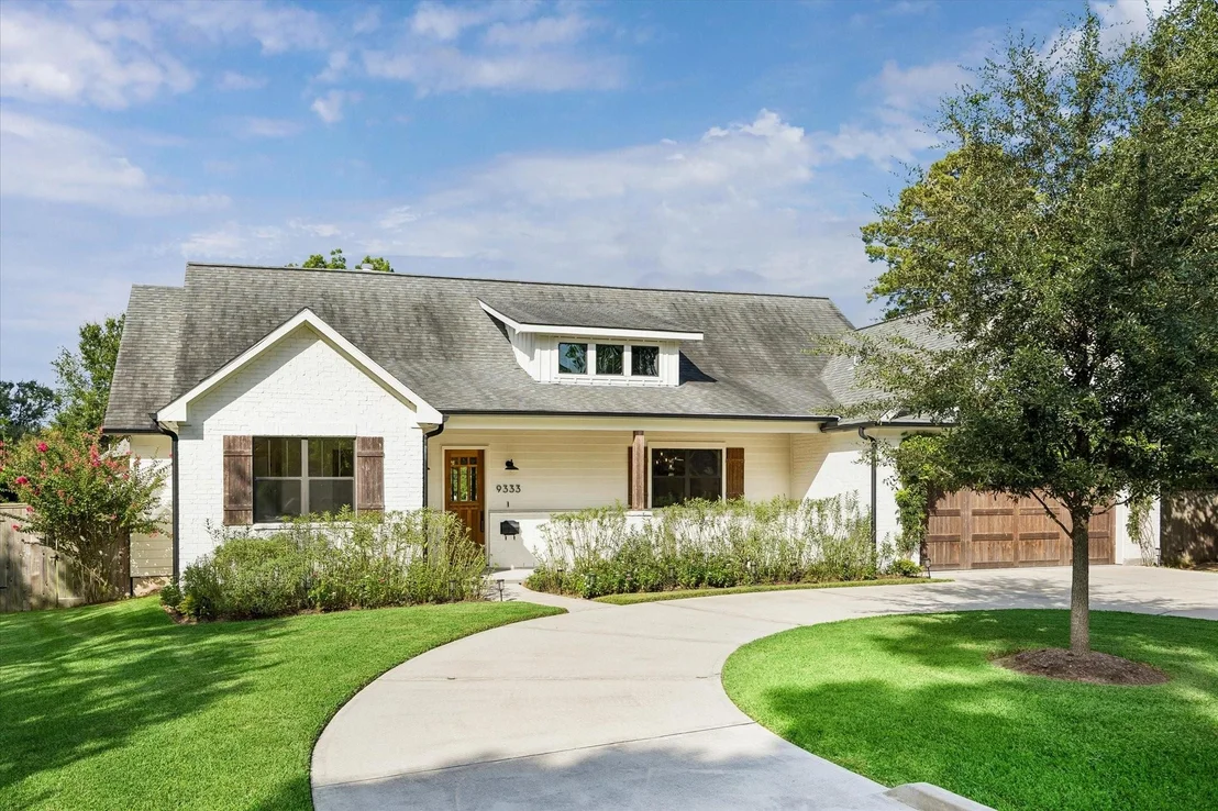 Photo of 9333 Spring Branch Drive