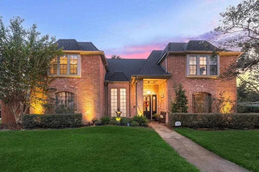 Photo of 7702 Northbridge Drive