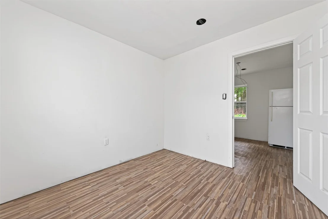 Photo of 4012 Theiss Road