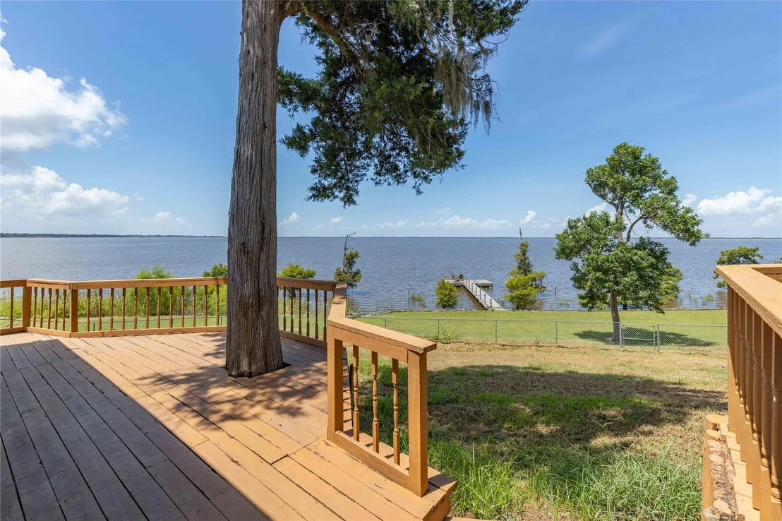 Photo of 3843 Simon Road