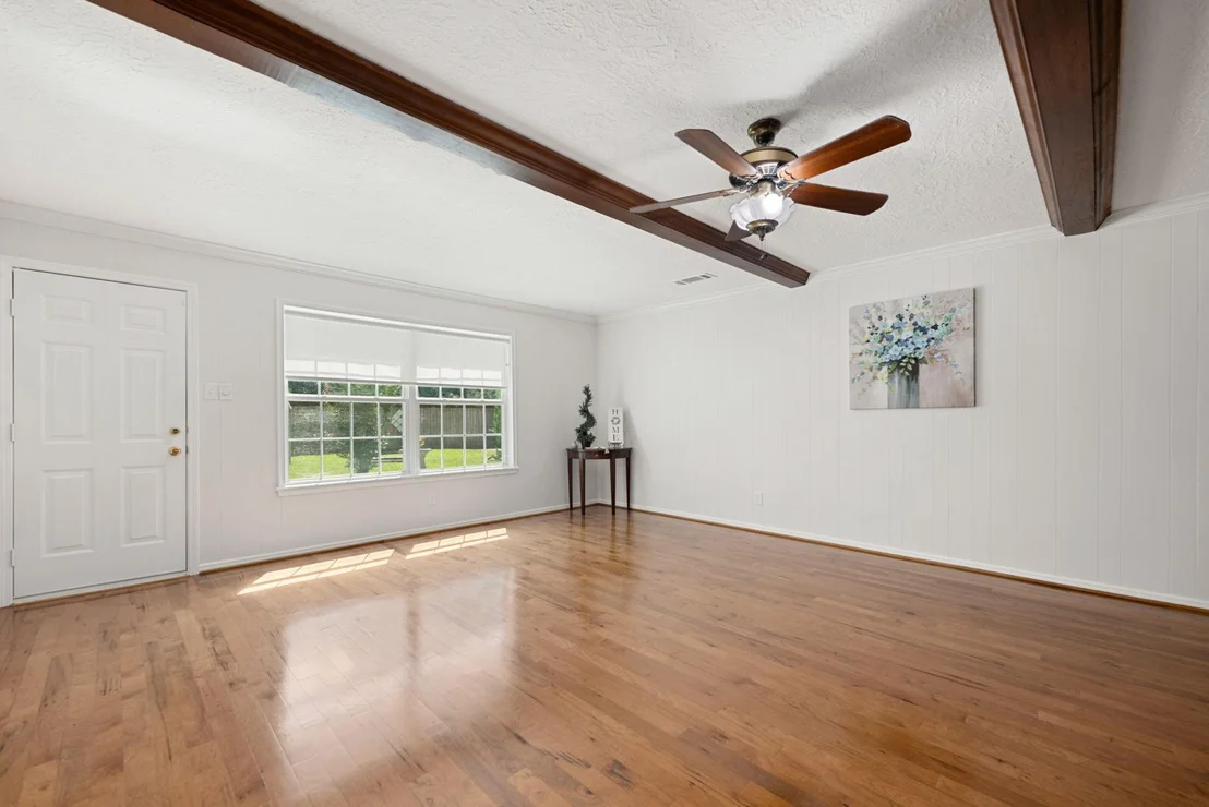Photo of 17407 Loring Lane