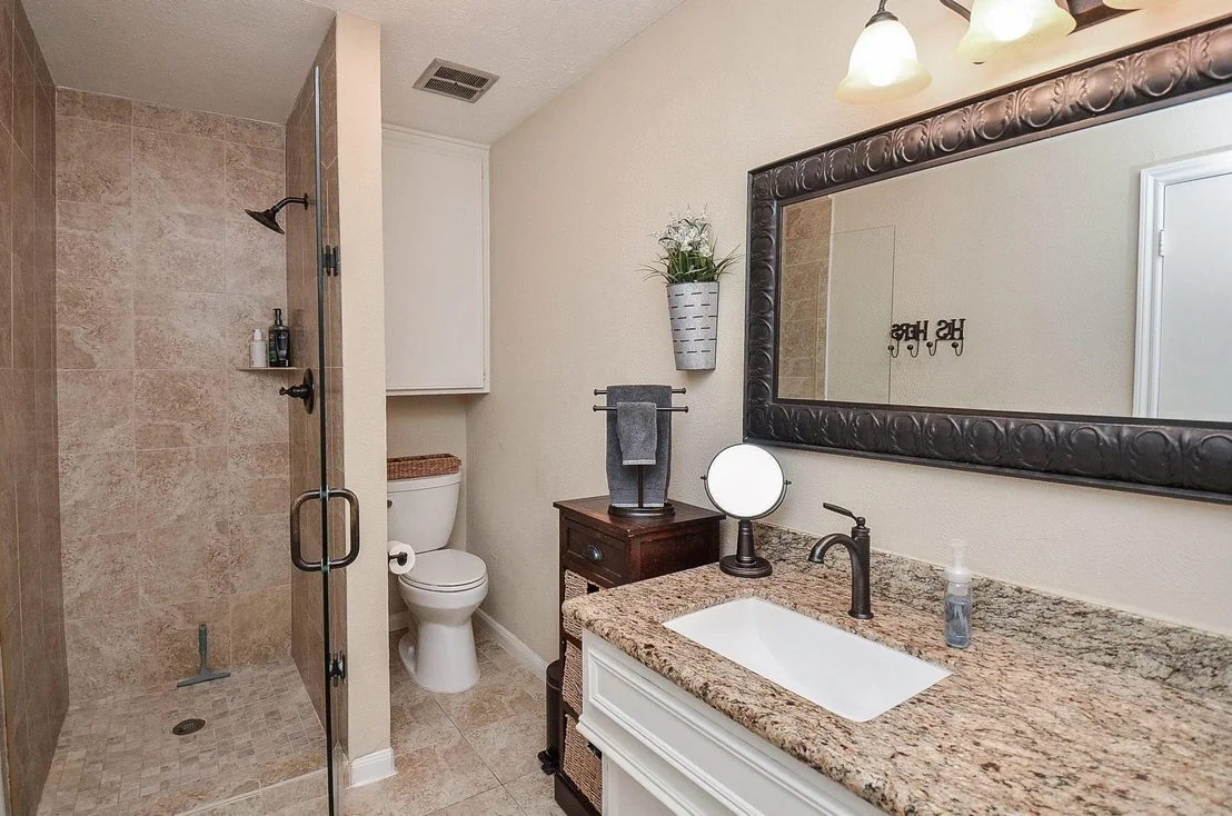 Photo of 9718 Springmont Drive