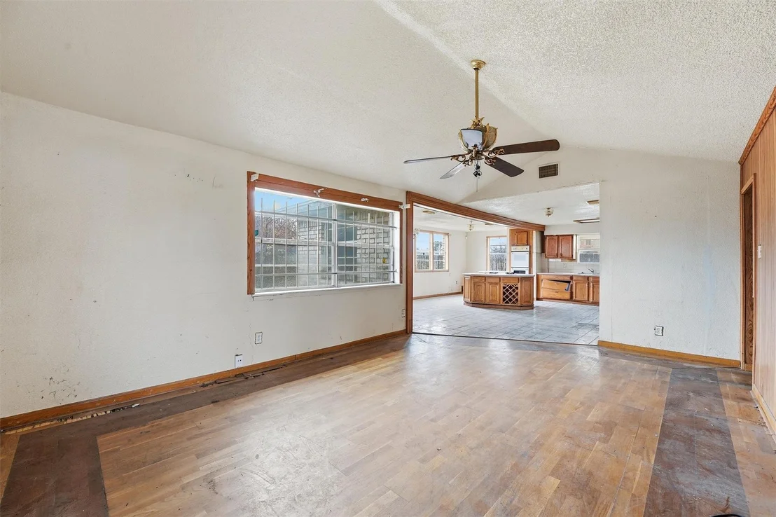 Photo of 12815 Mosscrest Drive