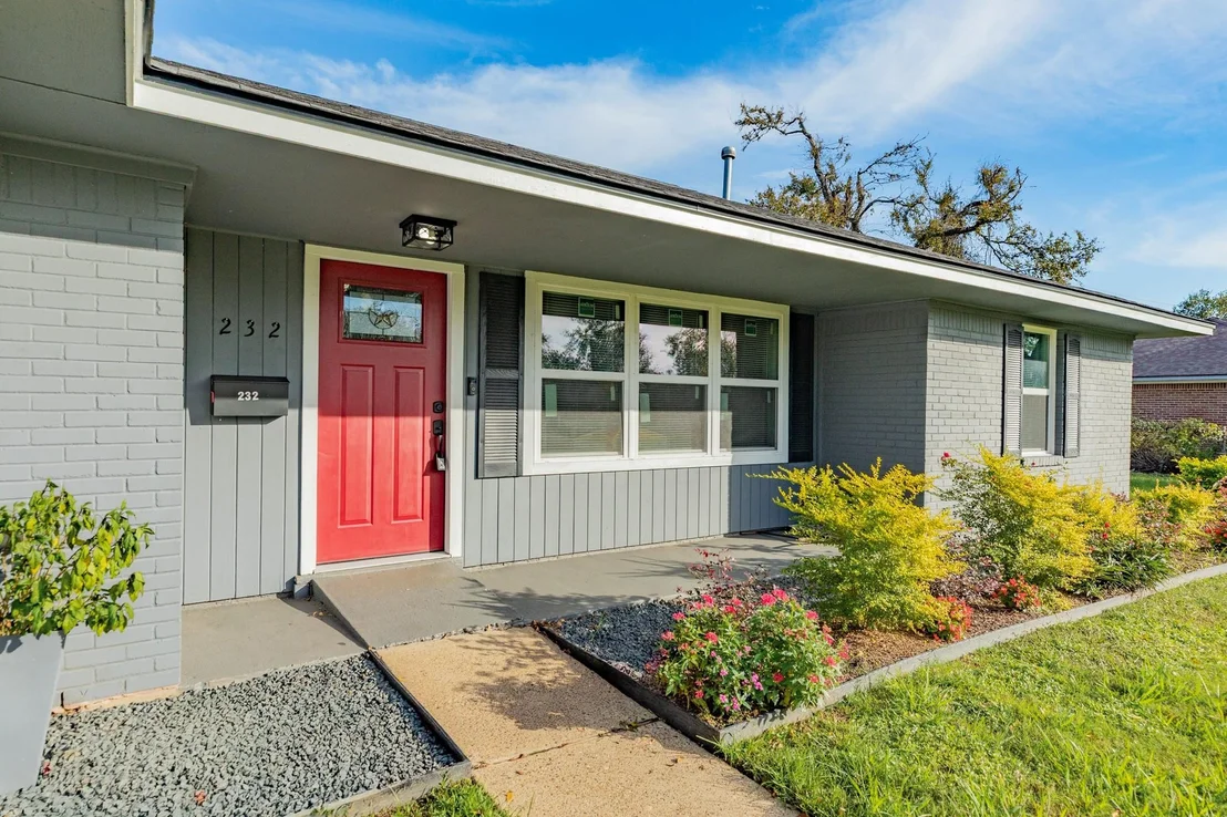 Photo of 232 Birch Street