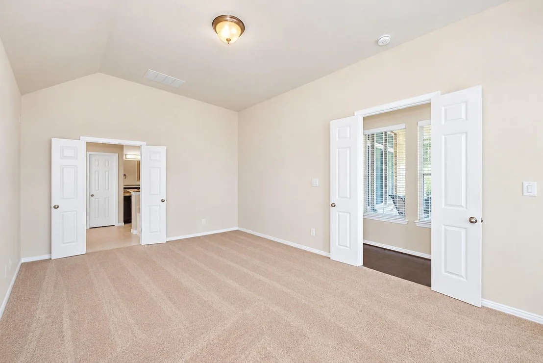 Photo of 8131 Black Percher Street