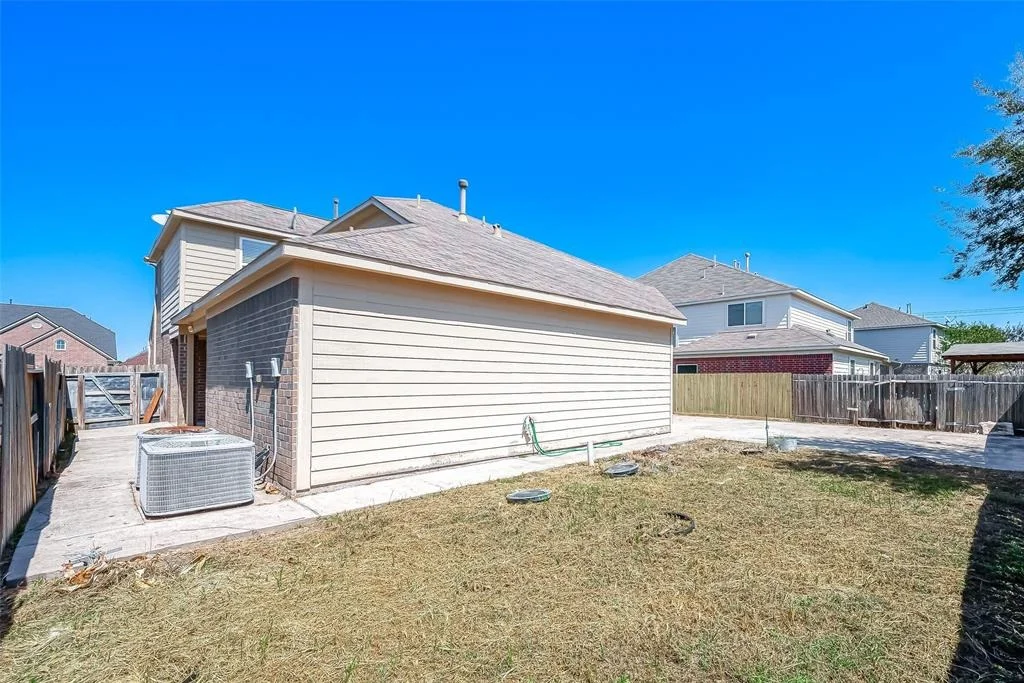 Photo of 9966 Wing Street