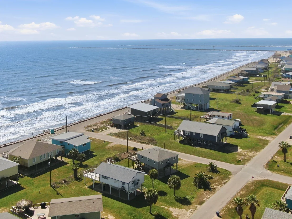 Photo of 706 Beach Drive