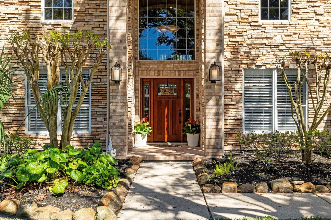 Photo of 2823 Irvington Drive