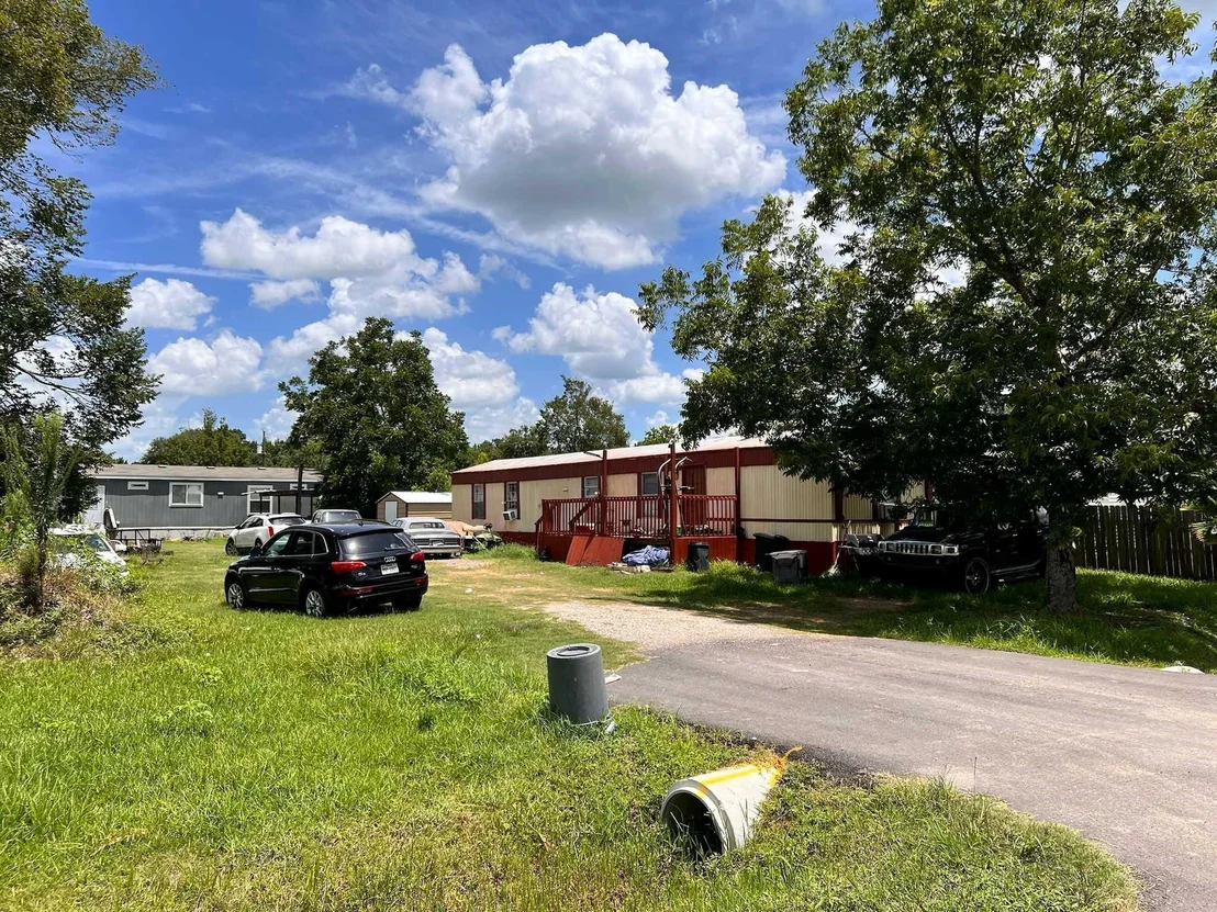 Photo of 623 E Saint Charles Drive