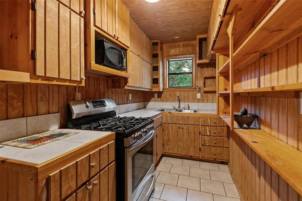 Photo of 815 Valley View Trail