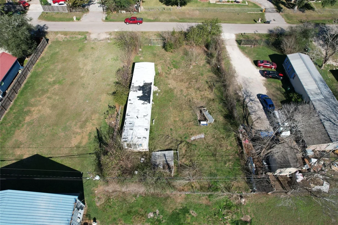 Photo of 206 Crescent Drive
