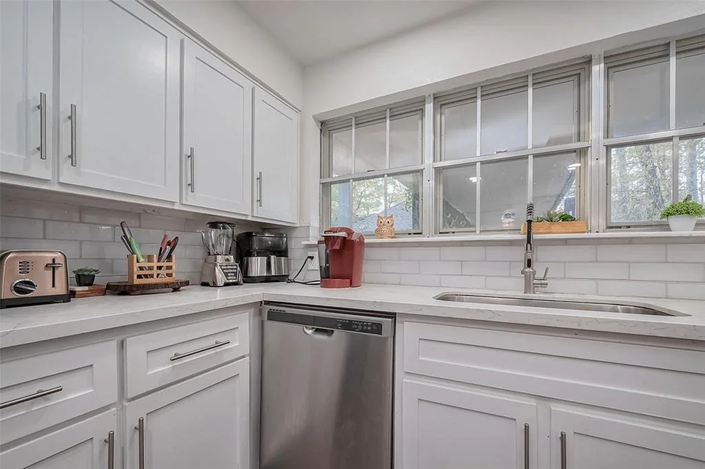Photo of 5310 Foresthaven Drive